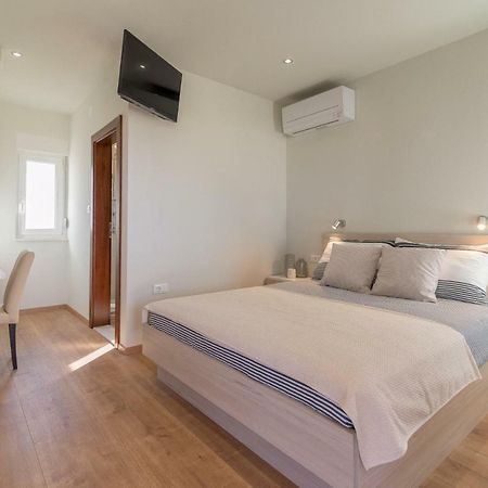 Studio Apartman Rosa Затон Экстерьер фото