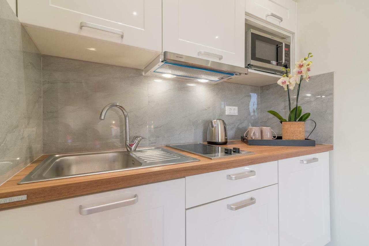 Studio Apartman Rosa Затон Экстерьер фото